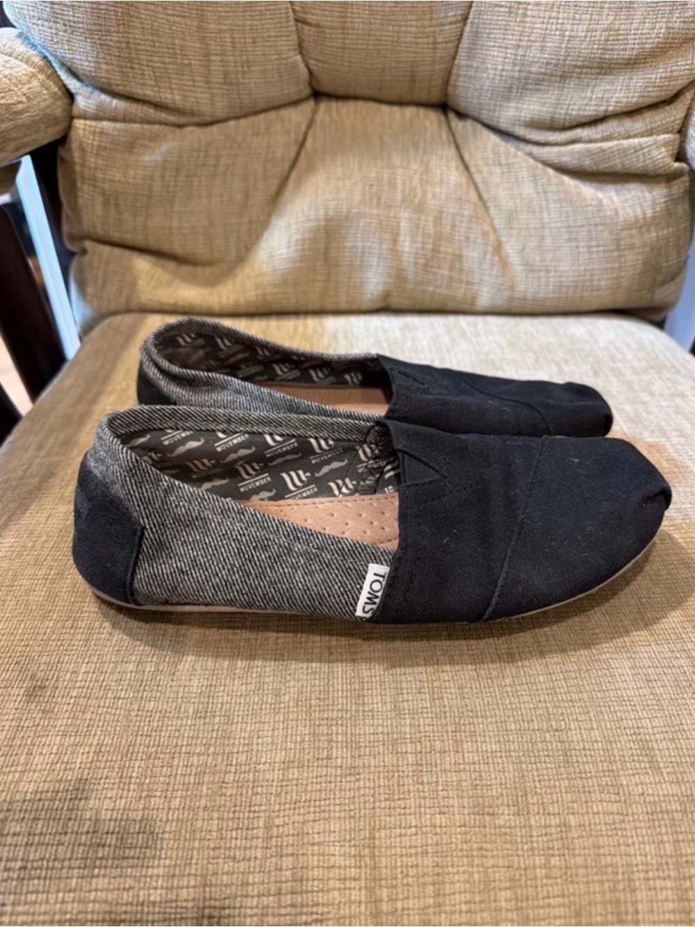 Toms Men’s Slip-On Canvas Shoes in Black and Gray Heather